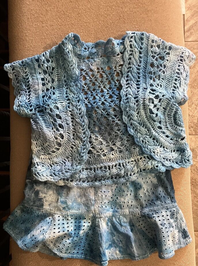 2 Piece Girl's Crocheted Two Tone Outfit