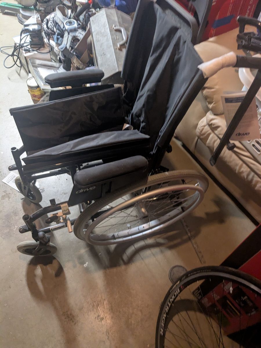 Drive wheelchair 