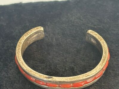 Baby Braclet/bangle Sterling Silver With Coral.