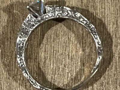 Engagement Ring And Wedding Band Set