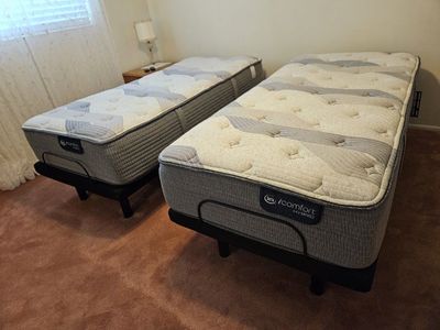 Pair of Serta extra long iComfort Hybrid Adjustable Twin Beds
