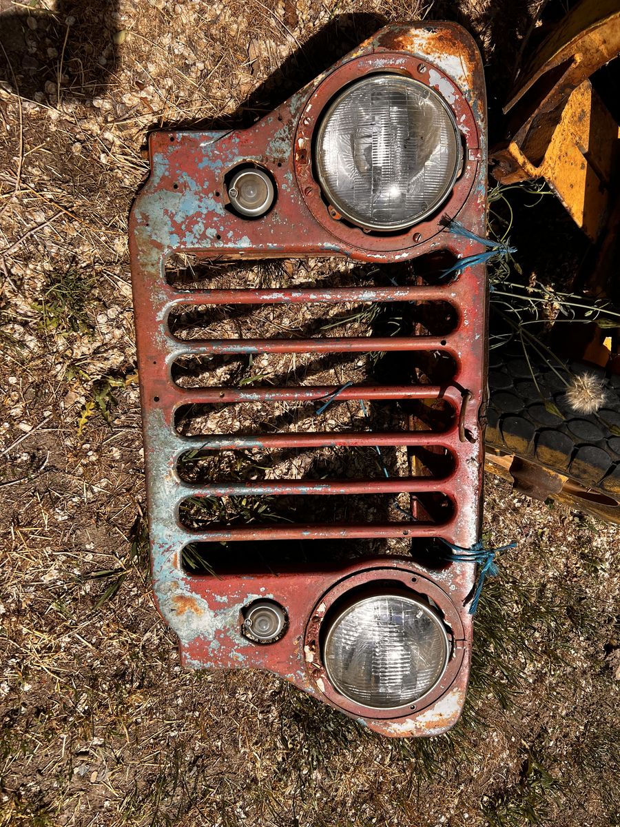 Early Cj2A Grill
