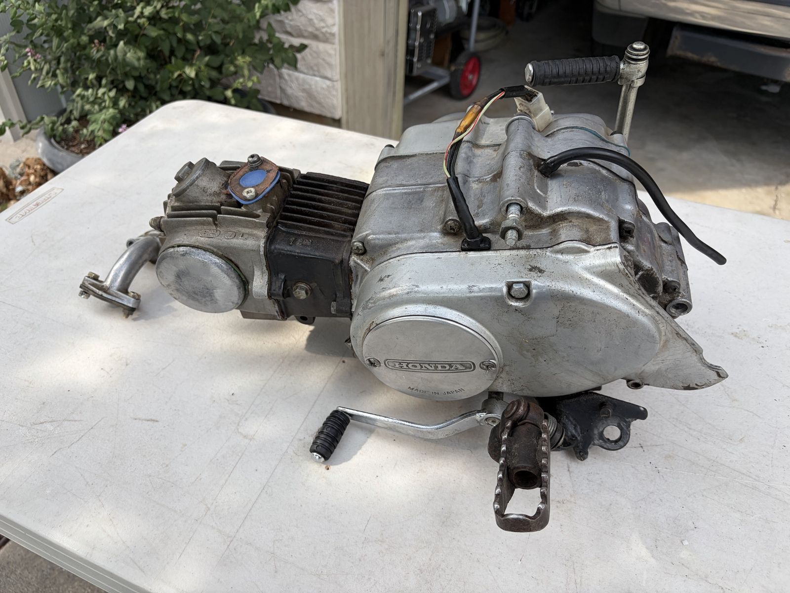 Main image 6