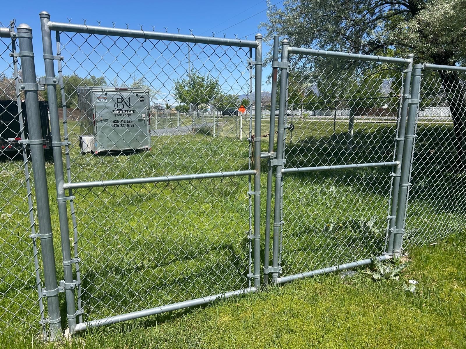 Main image 4