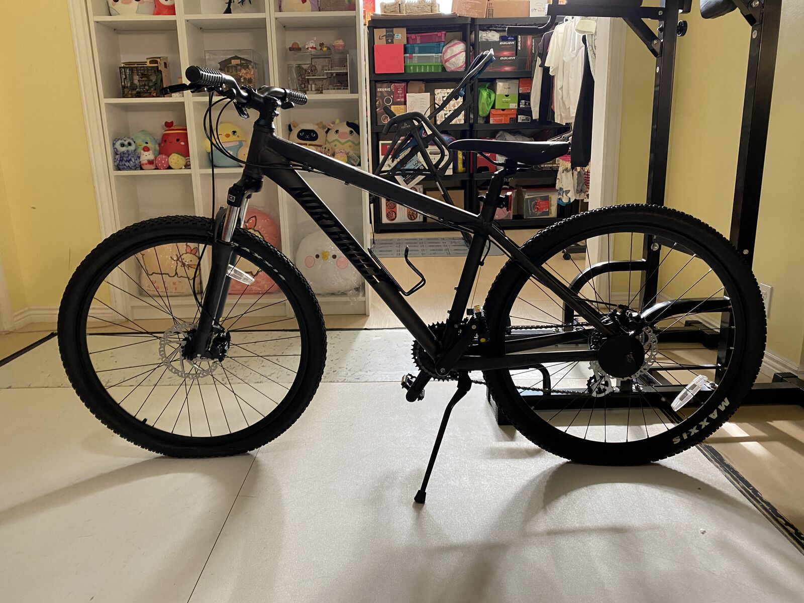 27" Northrock Mountain bike - Brand New