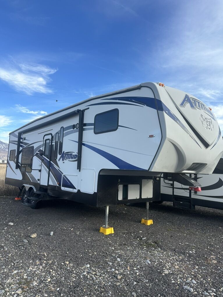2016 Attitude Eclipse Toy Hauler