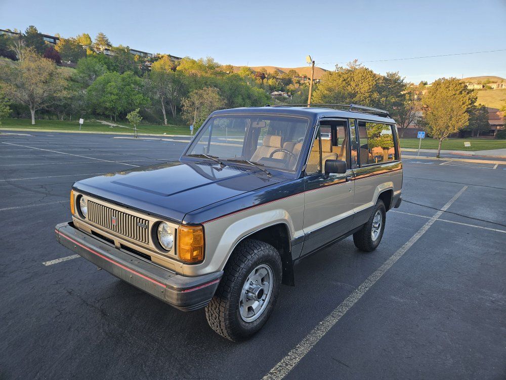 1986 Isuzu Trooper II LS
