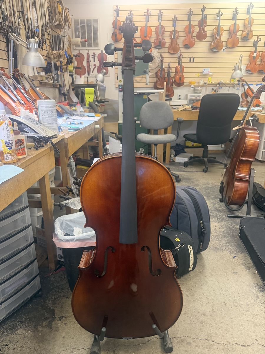 BRAND NEW STEP UP CELLO $2650 RETAIL $4450