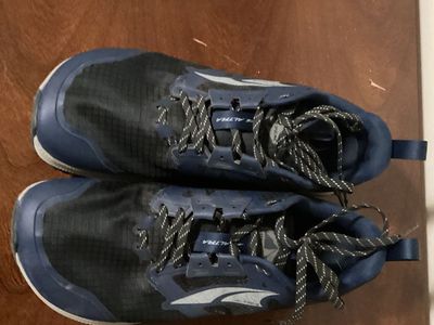 Altra Lone Peak 8, Men’s size 9.5