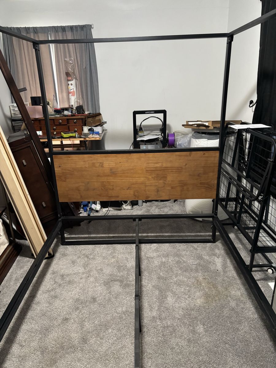 Main image 6