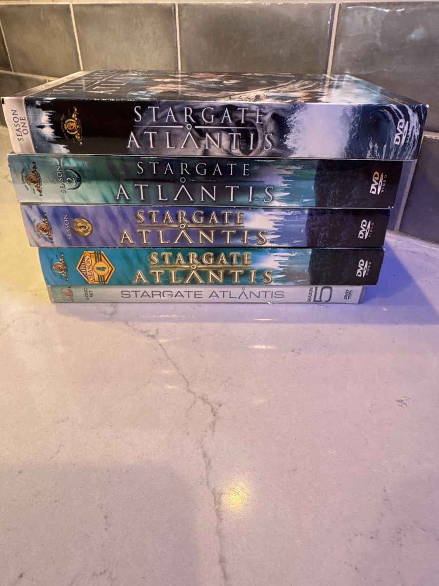 Stargate Atlantis Complete Series DVD Set Seasons 1-5 Sci-Fi Adventure Show