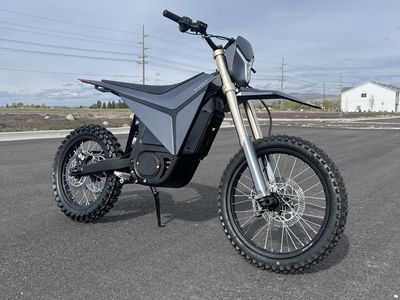 *NEW* Y-Volt SURGE V 35KW 70MPH 700lbft *DEMO*