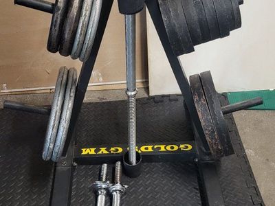 weights 180 pounds