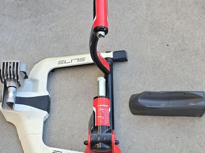 Elite Qubo Power Fluid Bike Trainer – Made in Italy Stationary Indoor Trainer with Riser