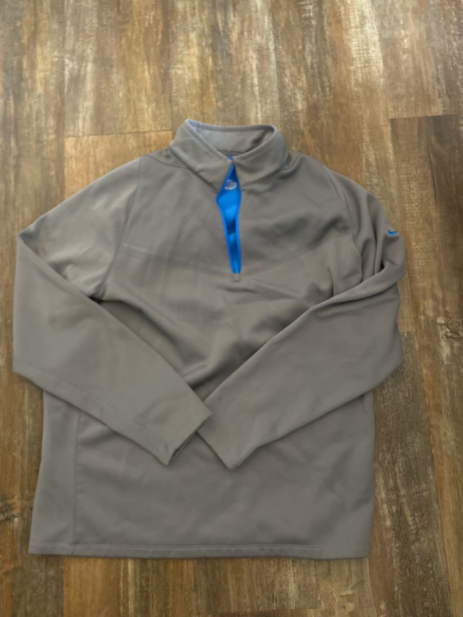 Nike Men's Grey and Blue Sweatshirt