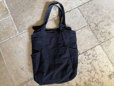 Black Quilted Bag w/ Floral Pattern Inside