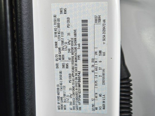 Main image 33