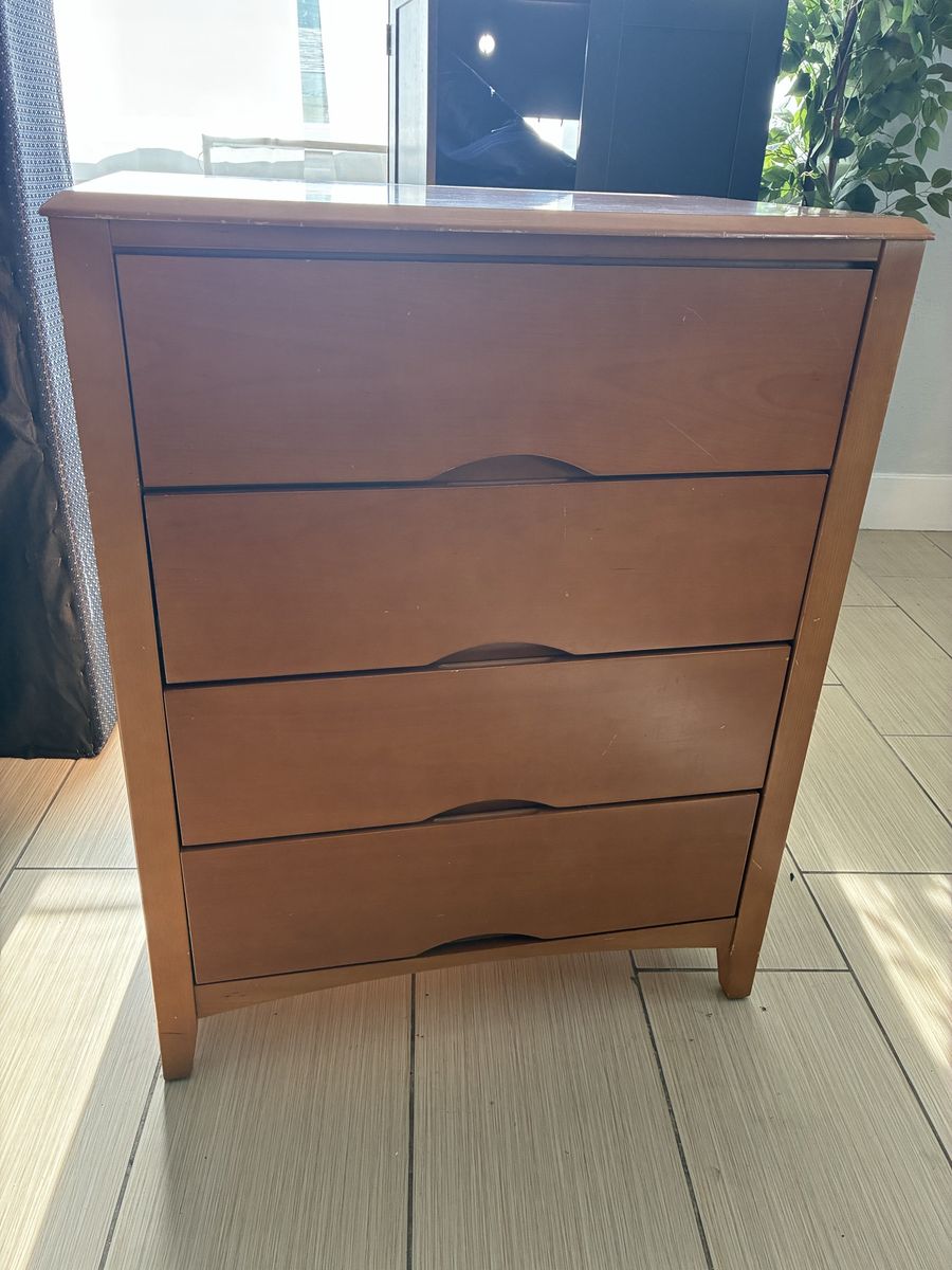Wooden 4-Drawer Dresser Light Brown