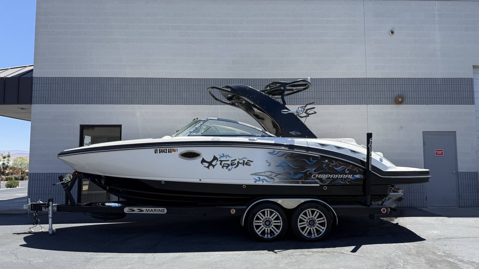 2011 Chaparral Sunesta 264 Xtreme Boats