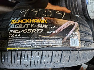 235/65r17 blackhawk agility suv