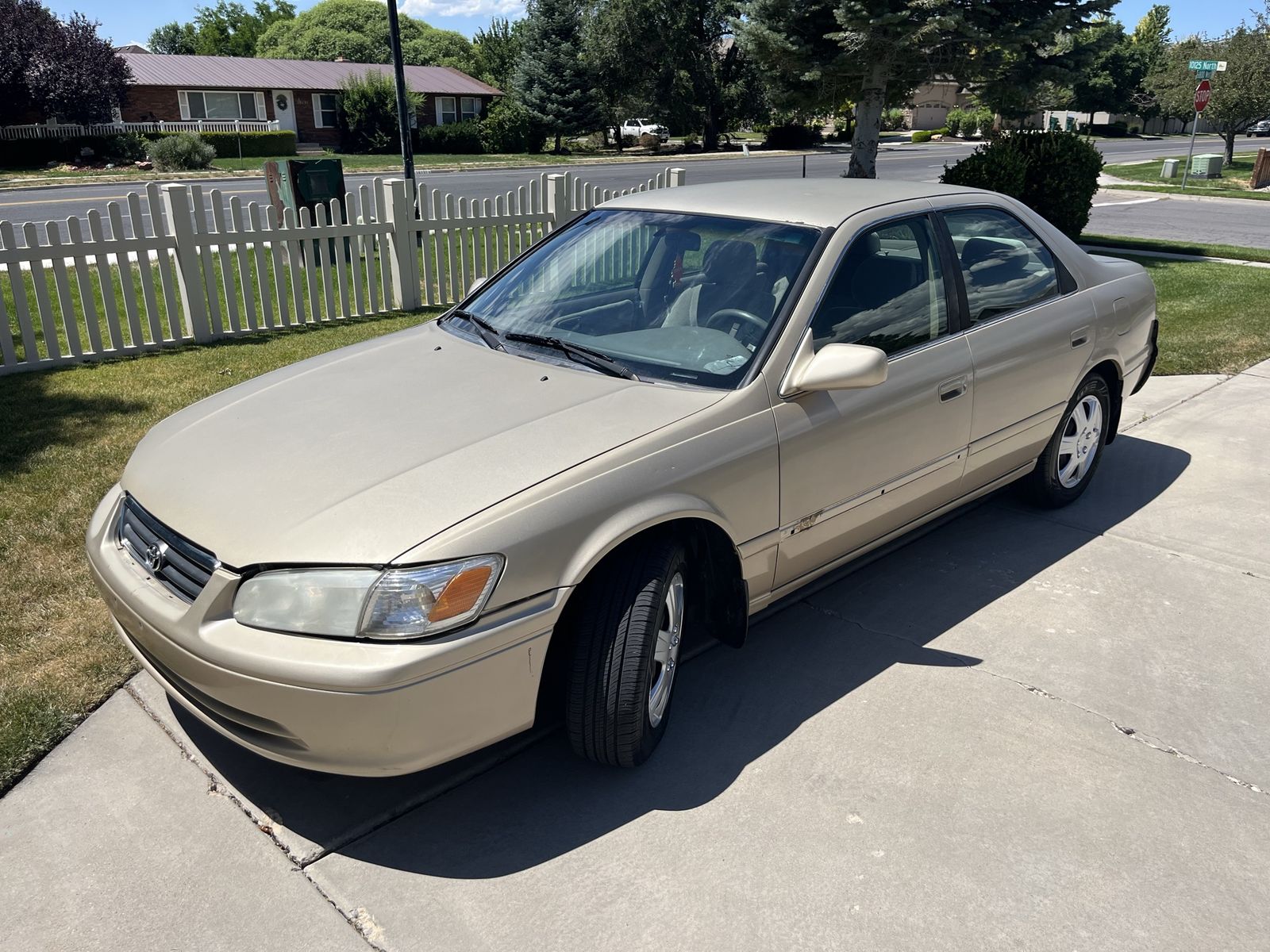 2000 Toyota Camry LE