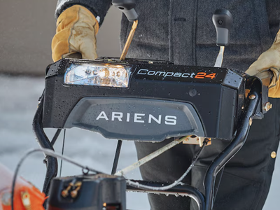 Ariens self propelled compact 24, 9.5 lbs torque 208cc with electric start.