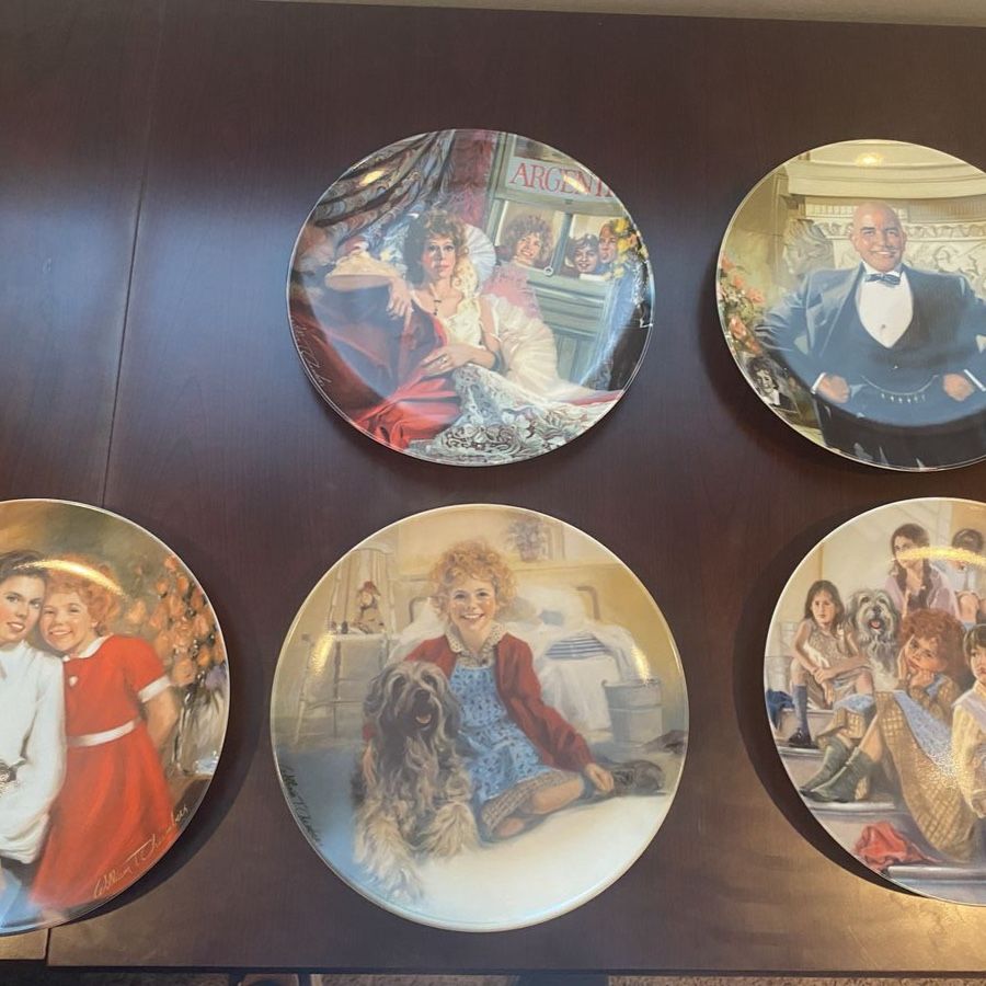 Collector Annie Plates