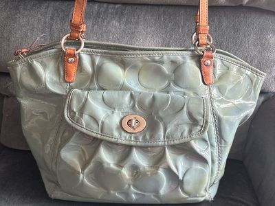 Vintage Coach Leah Signature Bag