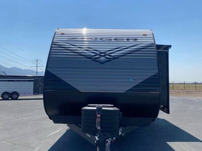 New 2026 CrossRoads RV Zinger Spacious Bunkhouse + Queen Bedroom (260BH)