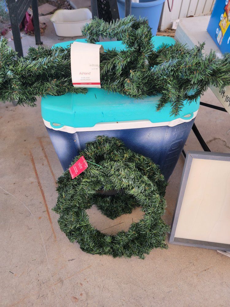 Christmas wreaths & garland