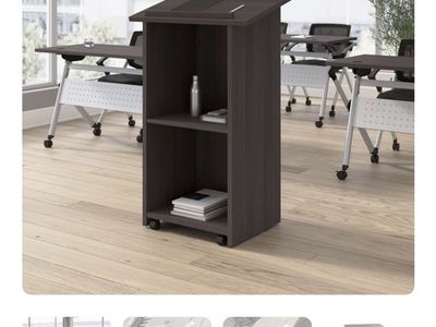 Rolling Presentation Podium / Lectern w/ Shelf – N