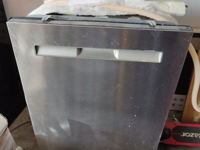 Super quiet Maytag dishwasher