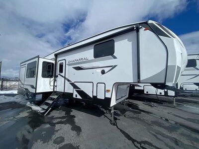New 2025 Coachmen RV Chaparral Luxury Fifth Wheel