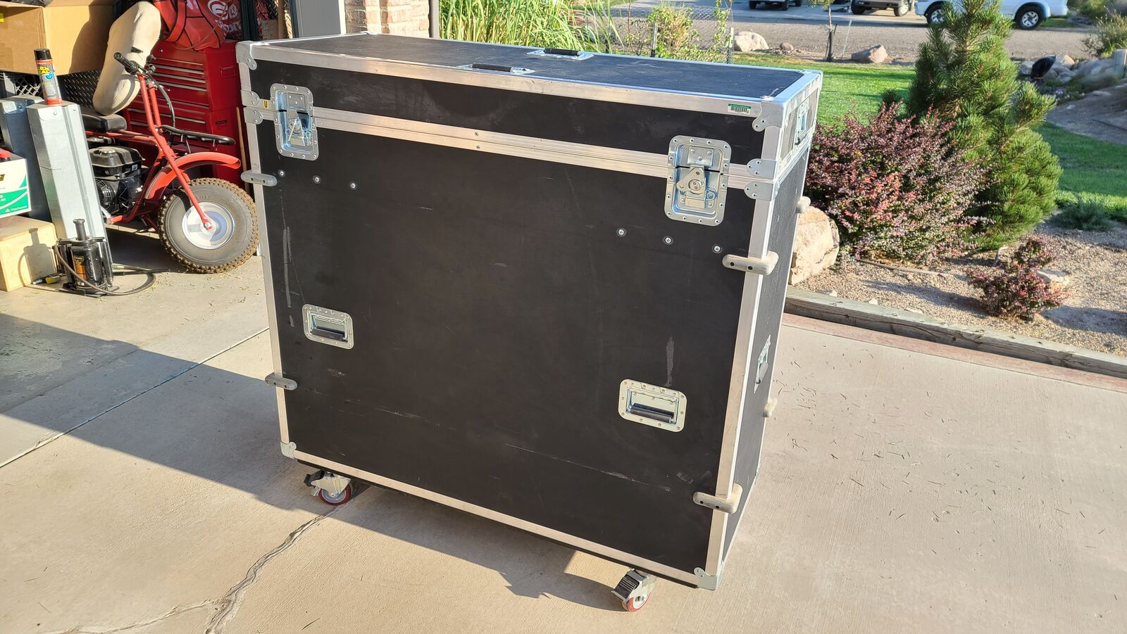 road case for musicians, large heavy-duty