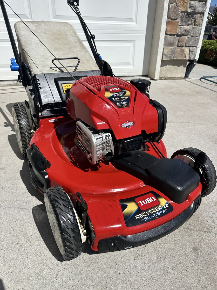 Toro Recycler 22” SmartStow Self-Propelled Mower
