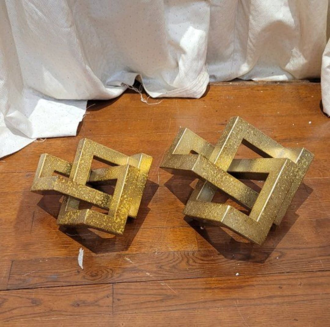 Gold Geometric Decor