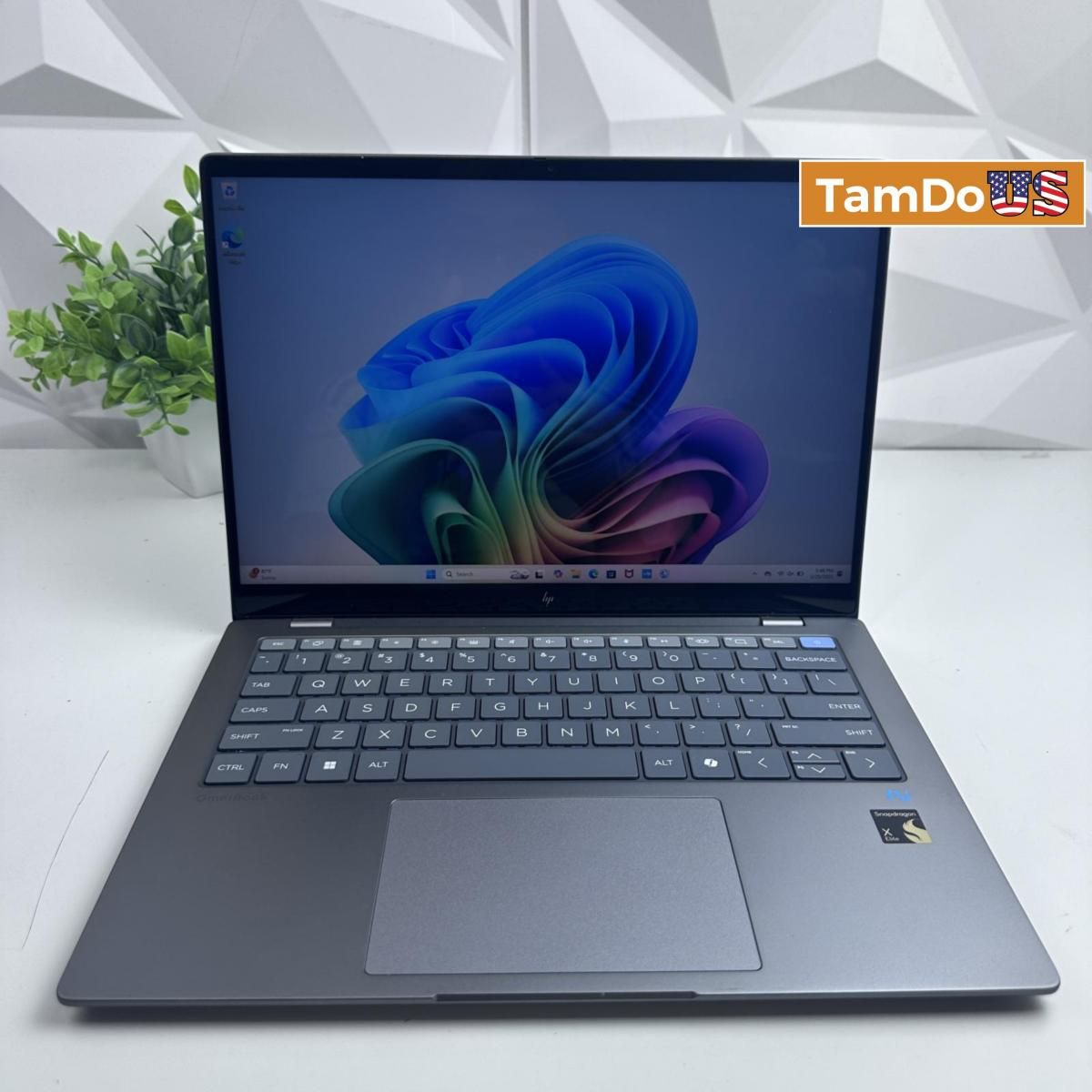 HP - OmniBook X Copilot+ PC 14" 2.2K Touch Laptop, Snapdragon X Elite, 16GB, 1TB