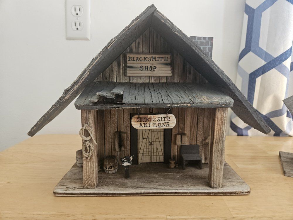 Main image 2