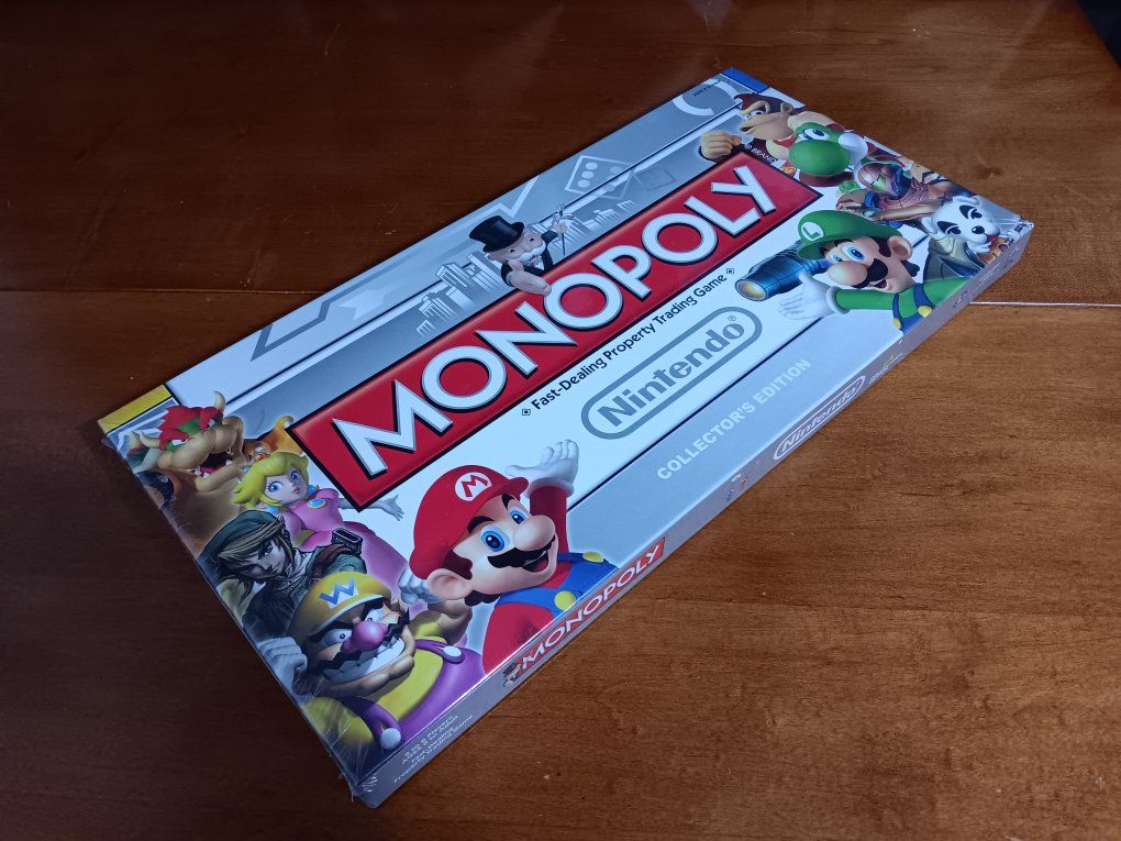 NEW SEALED Monopoly Nintendo Collector’s Edition Board Game.