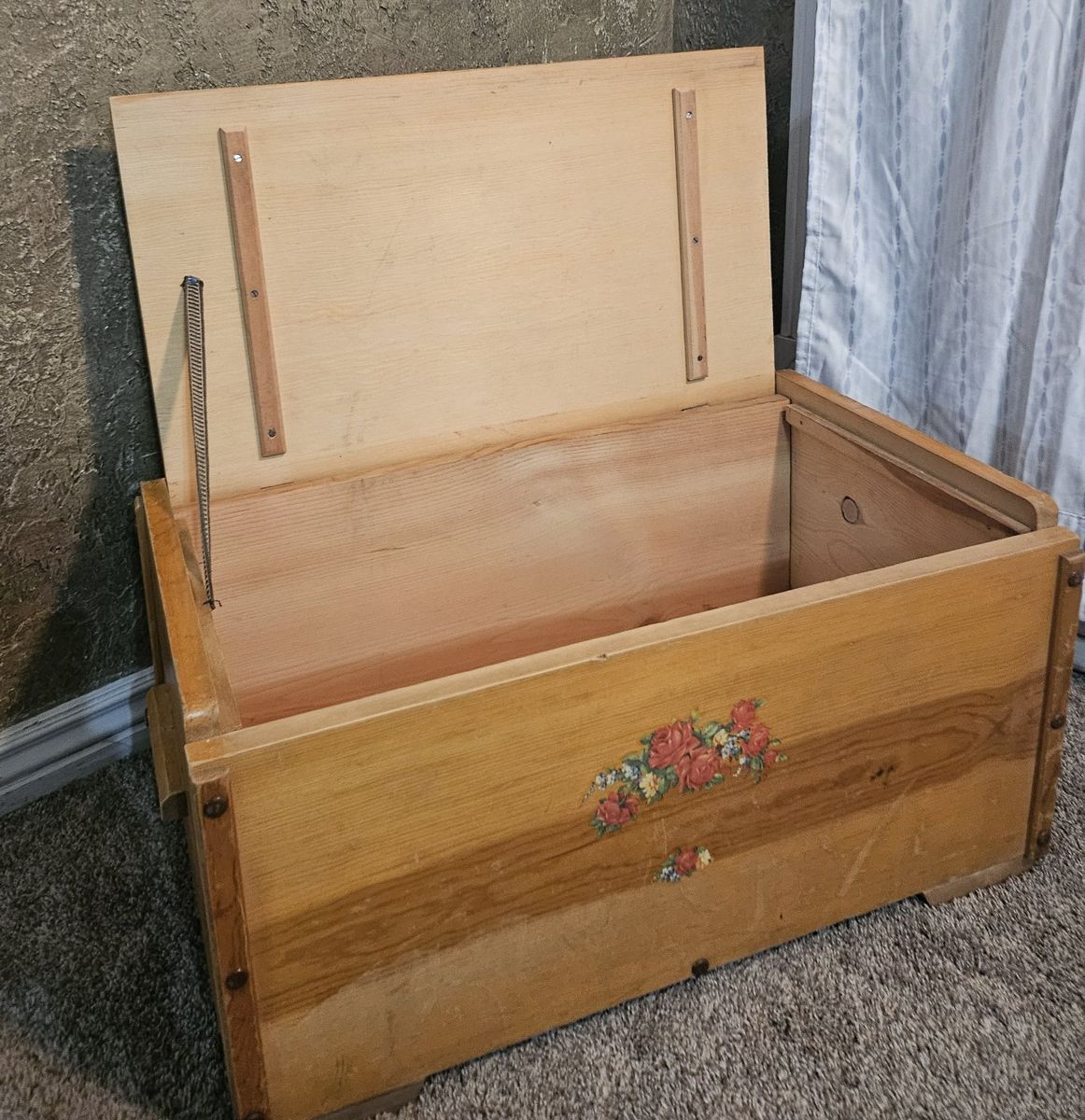 Main image 2