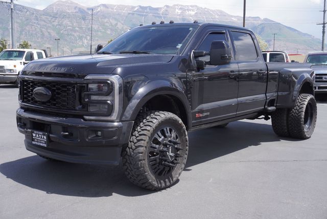 2024 Ford F-450 Super Duty Platinum