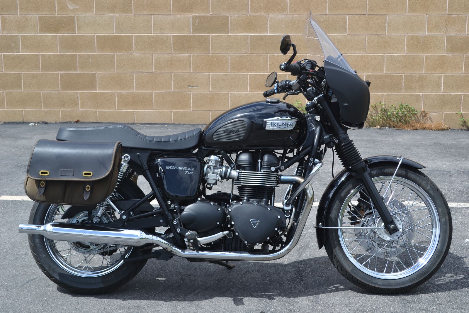 2013 Triumph Bonneville T100 - WARRANTY INCLUDED - Cafe Racer