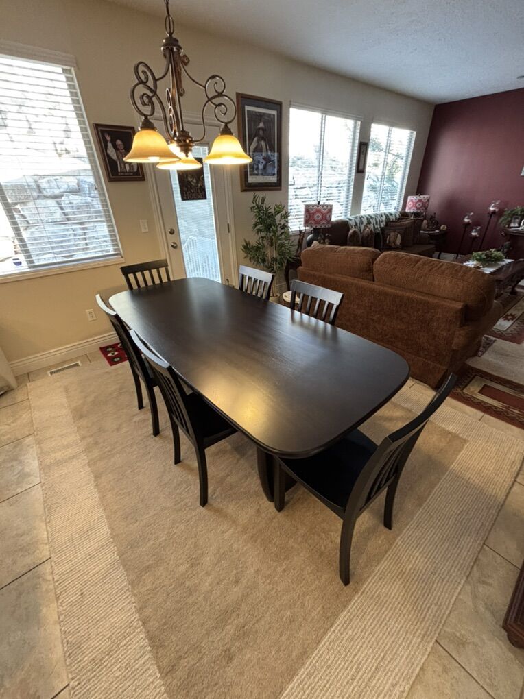 Beautiful Black Wood Rectangular Dining Set