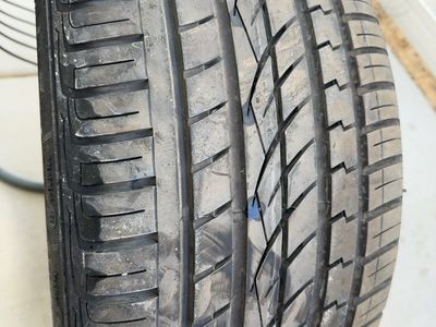 Continental CrossContact 295/40 R21 Tires