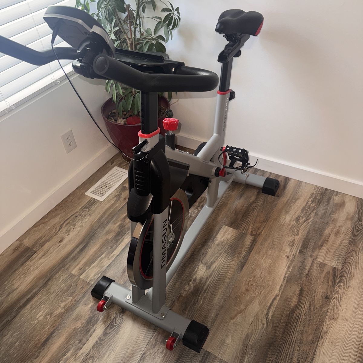 Exercise Magnetic Stationary Indoor Cycling Bike