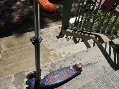 Blue Micro Maxi Scooter