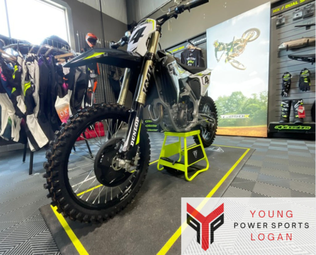 2025 Triumph TF 450-RC Edition Jet Black/Pure White