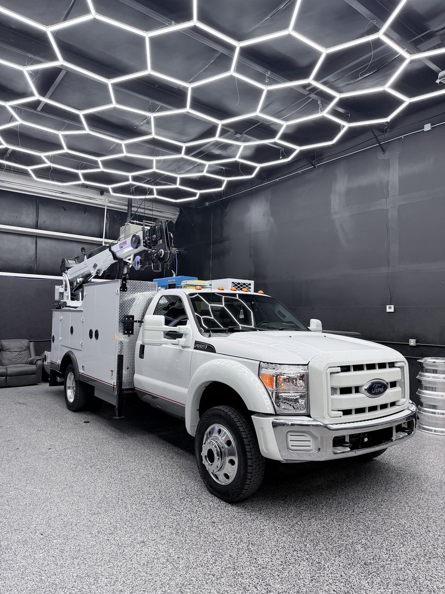 Ford F-550 Service Truck