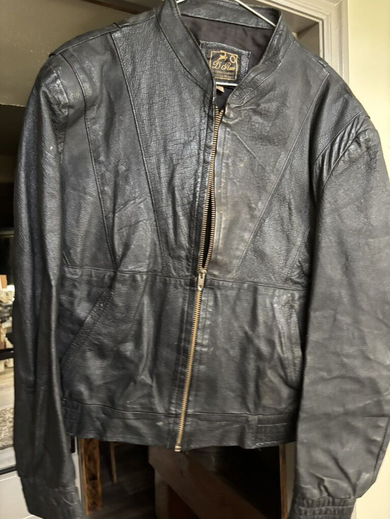 Vintage Short Leather Jacket