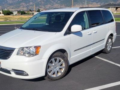 2016 Chrysler Town and Country
